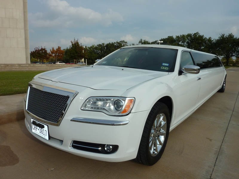 White Chrysler Limousine available from Destiny Limousine Service, Houston TX